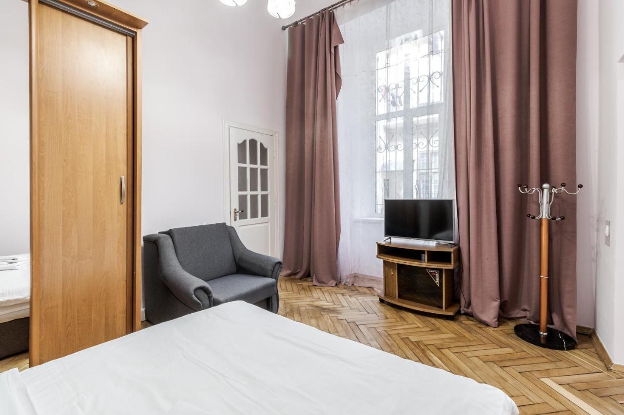 Striltsiv Apartment 리비프 외부 사진
