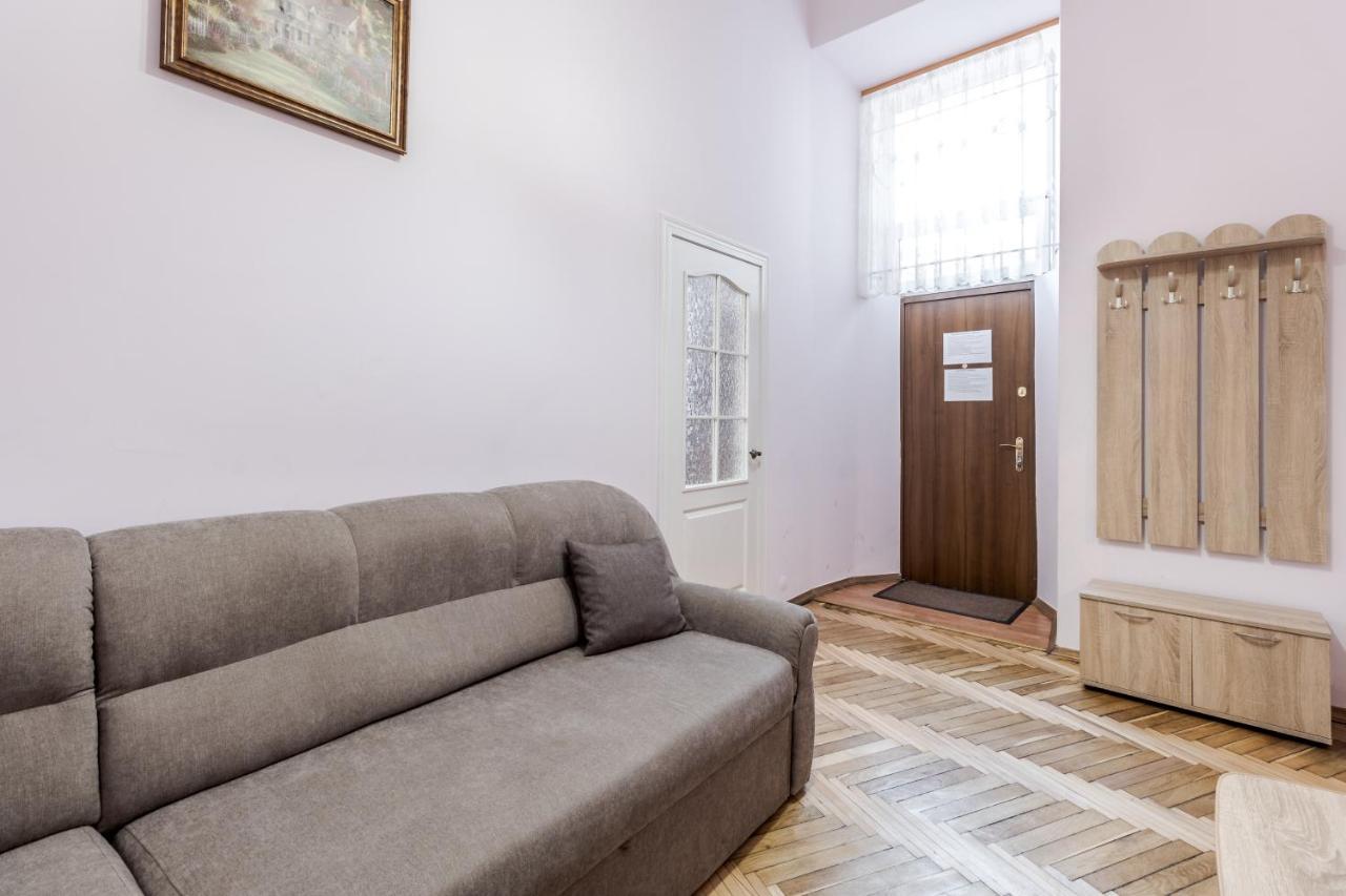 Striltsiv Apartment 리비프 외부 사진